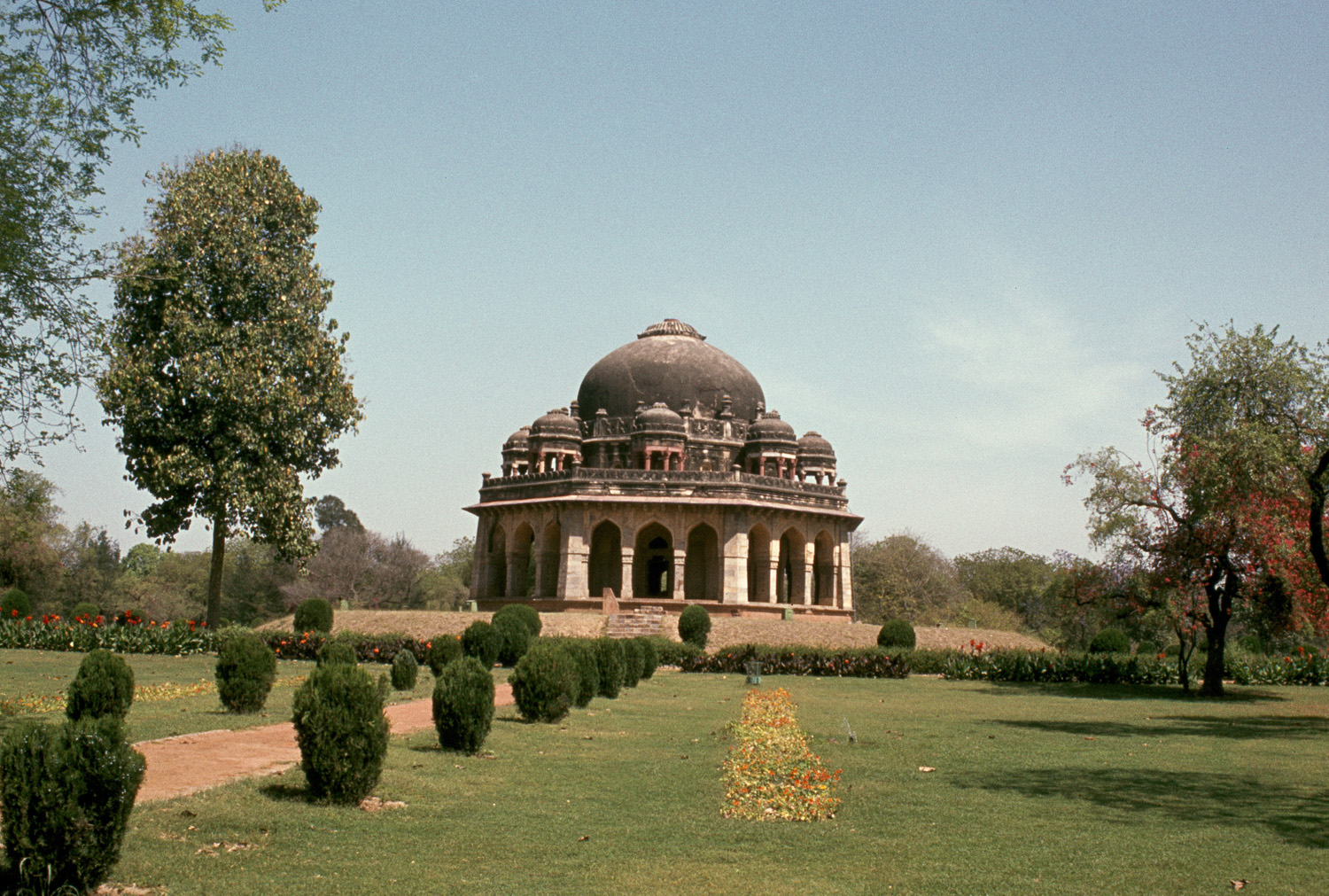 Lodi Gardens And Tombs : MIT Libraries