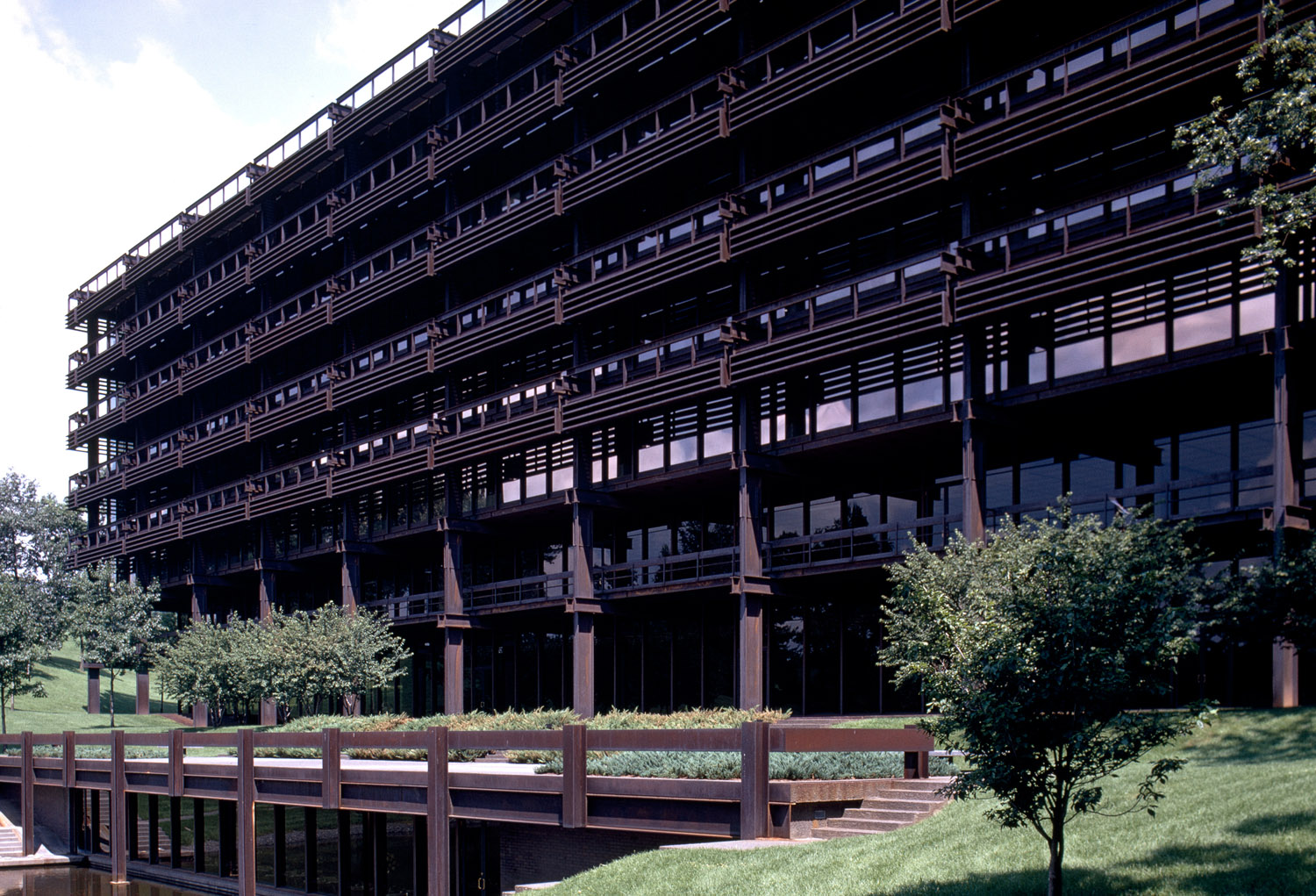 Deere & Company World Headquarters MIT Libraries